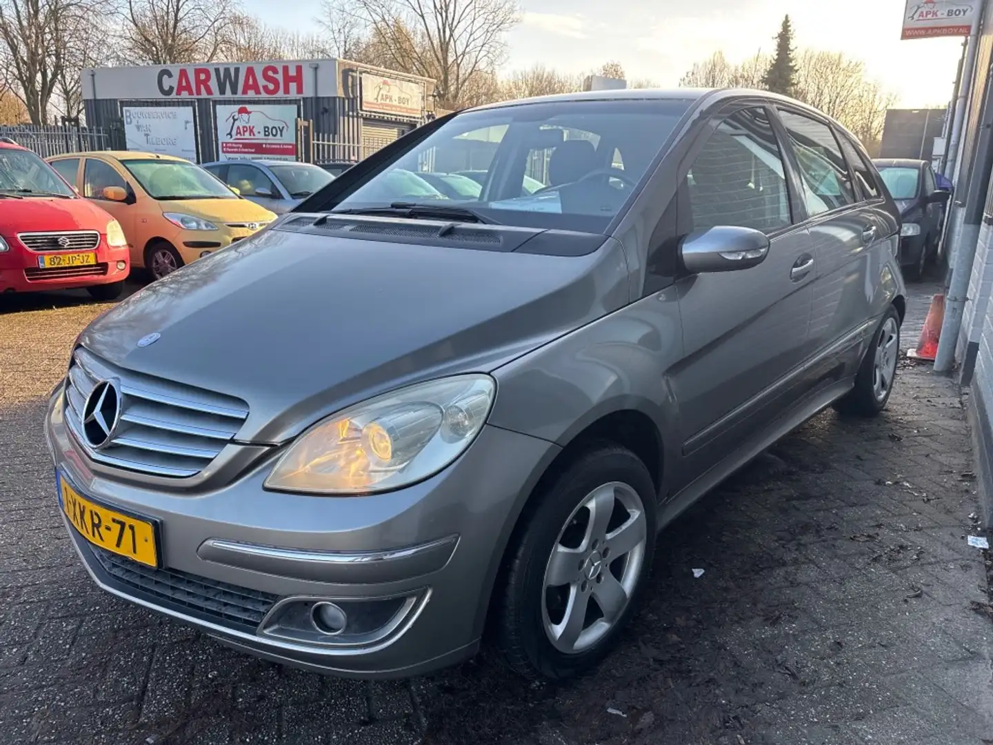 Mercedes-Benz 200 Gris - 2