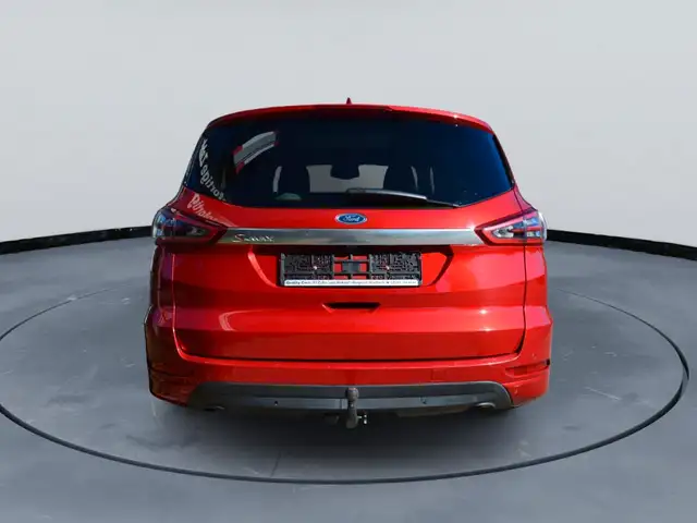 Ford S-Max view 6