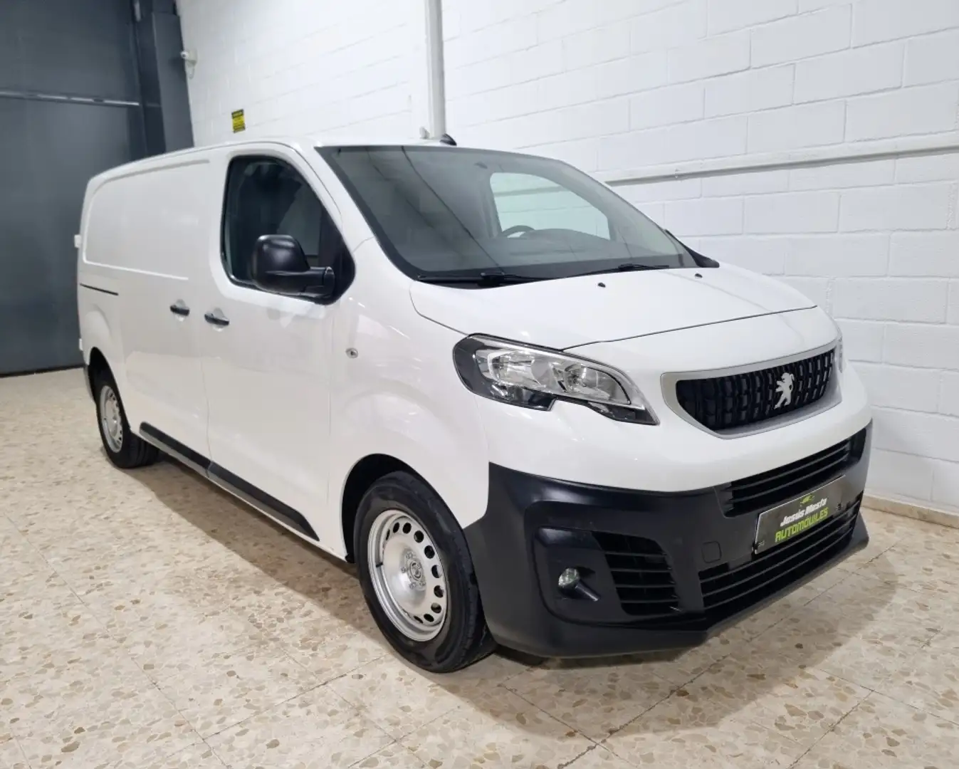 Peugeot Expert Fg. Compact 2.0BlueHDi S&S Urban 120 Blanc - 1
