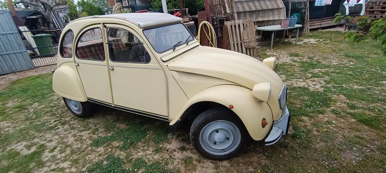 Citroen 2CV6 0.6 Special, foto 1