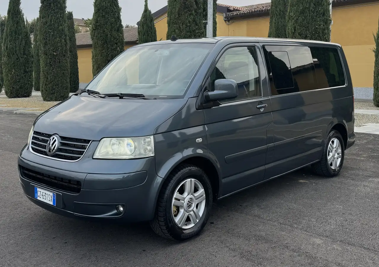Volkswagen T5