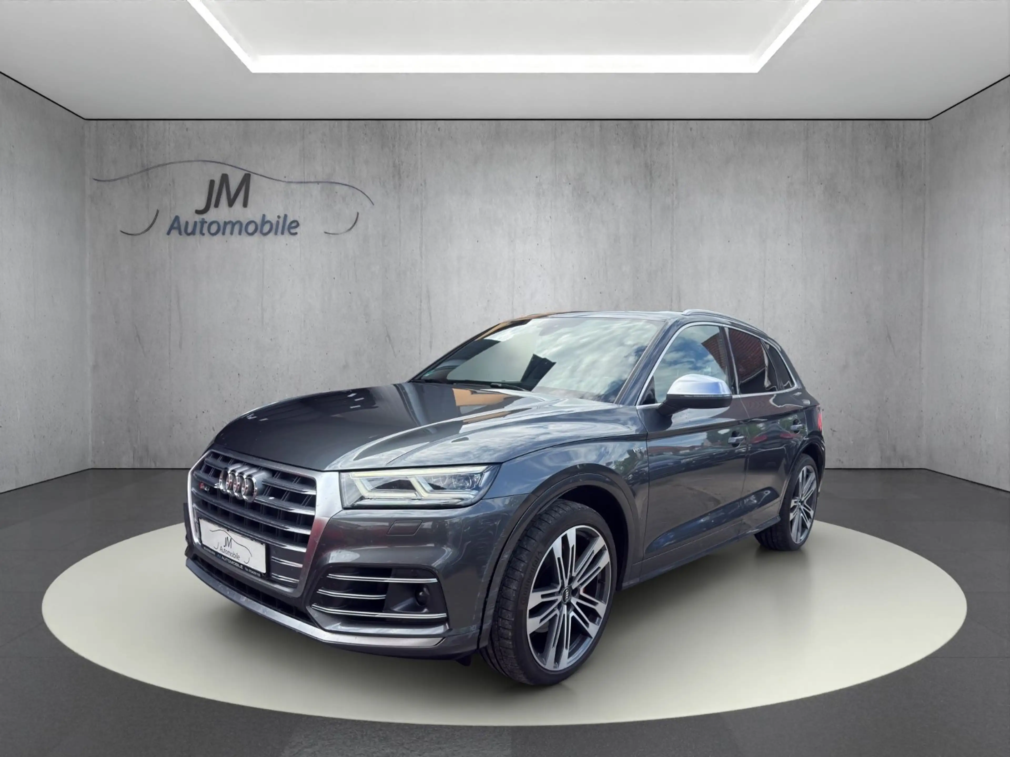 Audi SQ5 3.0 TFSI quattro Pano B&O Standheizung — photo 2