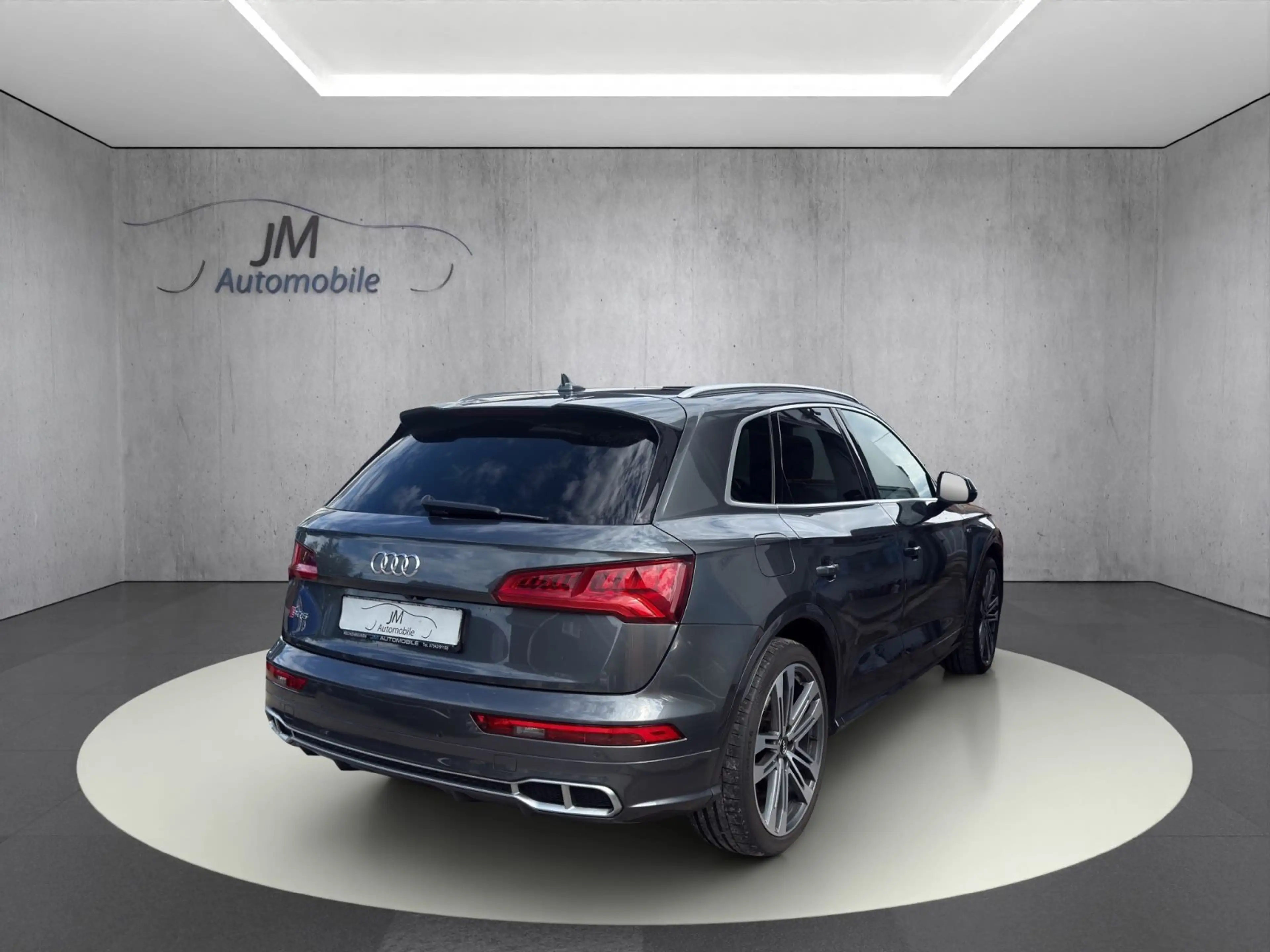 Audi SQ5 3.0 TFSI quattro Pano B&O Standheizung — photo 6