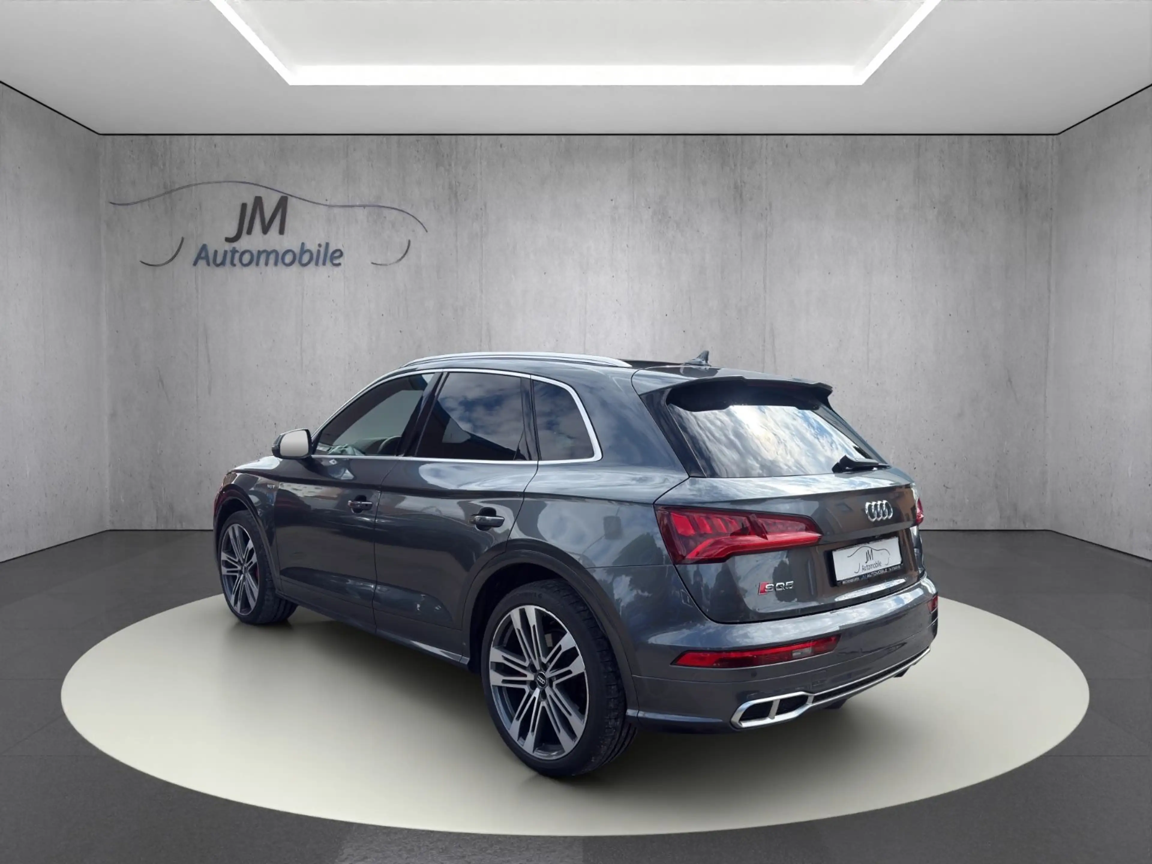 Audi SQ5 3.0 TFSI quattro Pano B&O Standheizung — photo 7