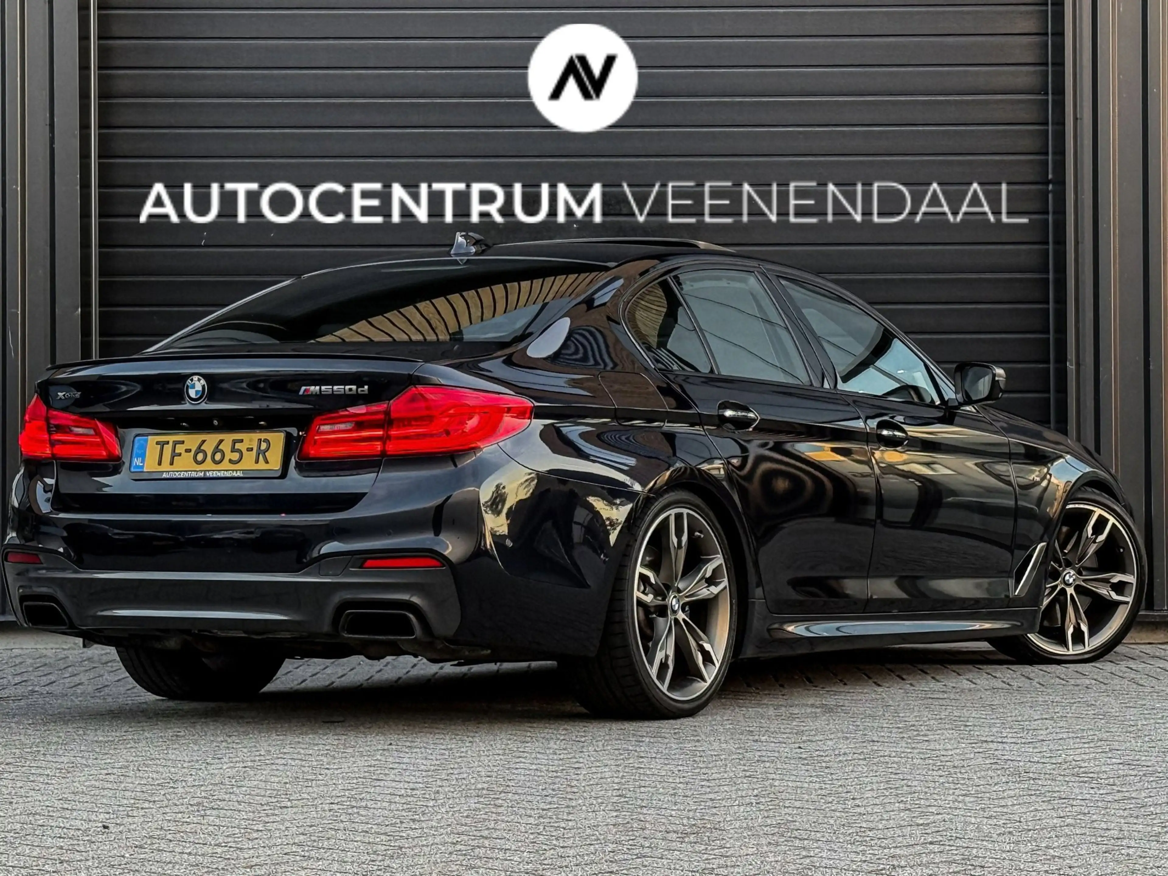 BMW M550 5-serie M550d xDrive M-Sport 400 PK B&W/4.W STURIN — photo 3