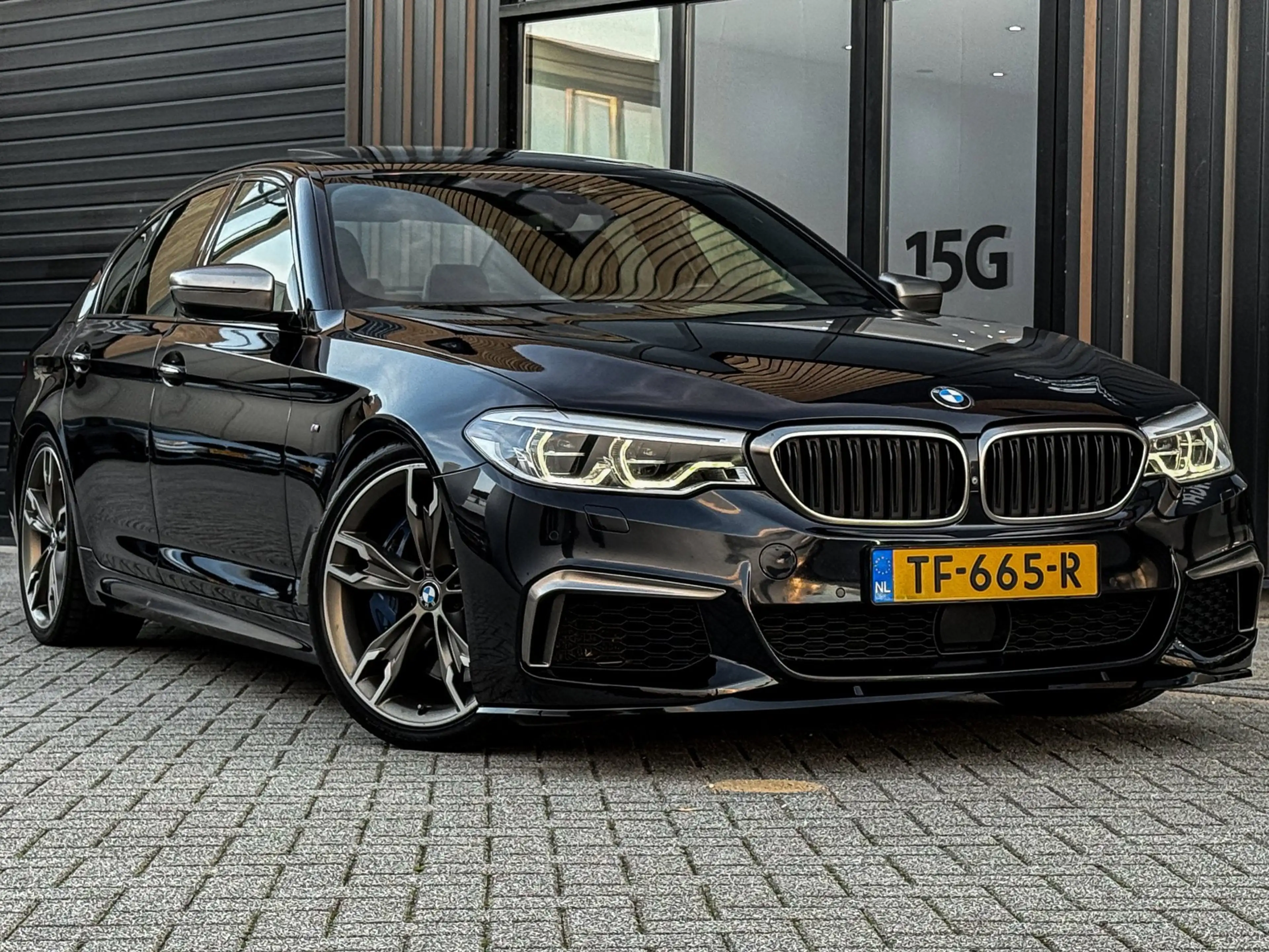 BMW M550 5-serie M550d xDrive M-Sport 400 PK B&W/4.W STURIN — photo 13