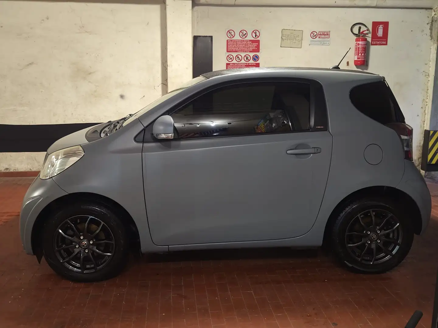 Toyota iQ 1.0 Trend CVT - 2