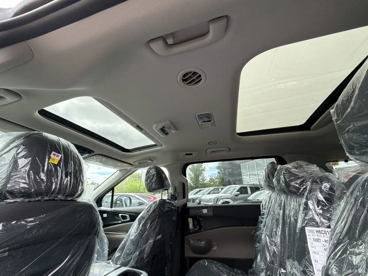Kia Carnival fotografie Kia Carnival