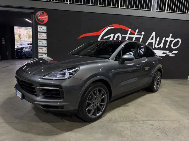 2021 Porsche Cayenne in Grey for sale