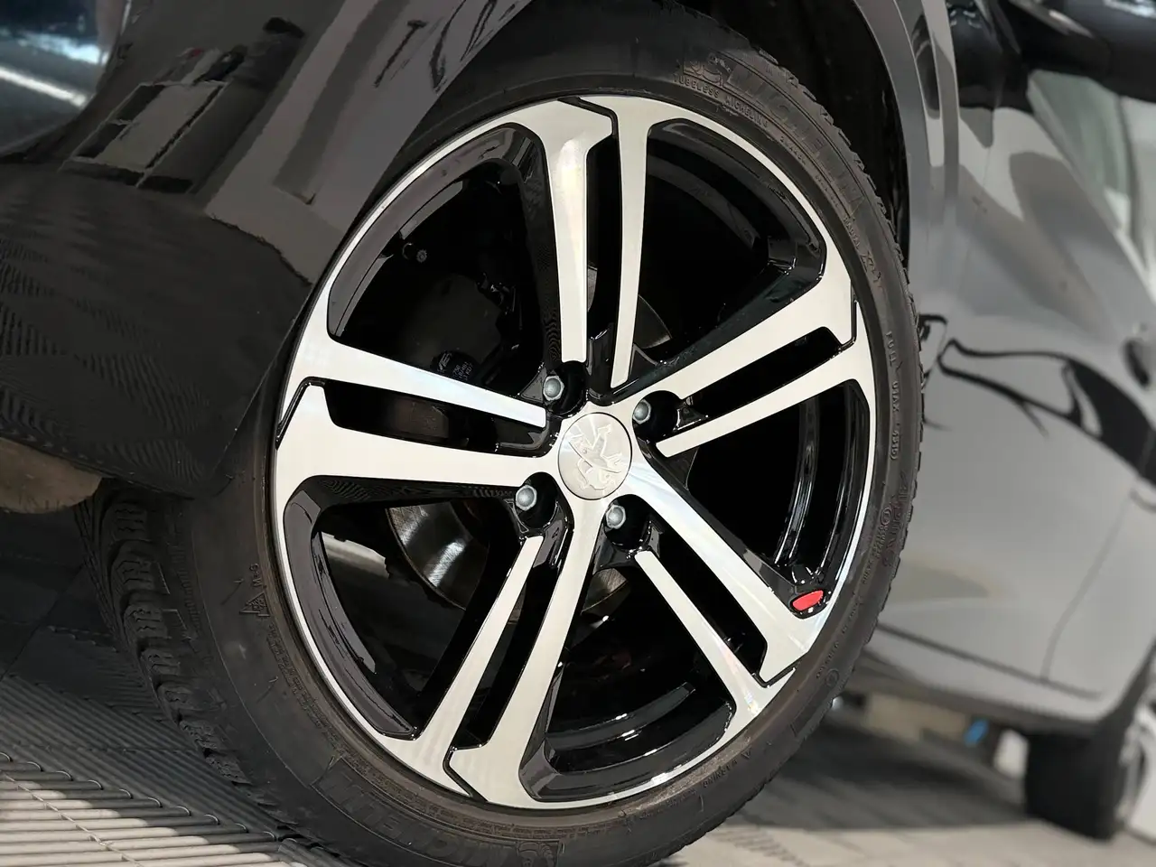 Peugeot 208 1.5 BlueHDi, Système de navigation, Car-Play, Android Auto, Line Assist, миниатюра 7
