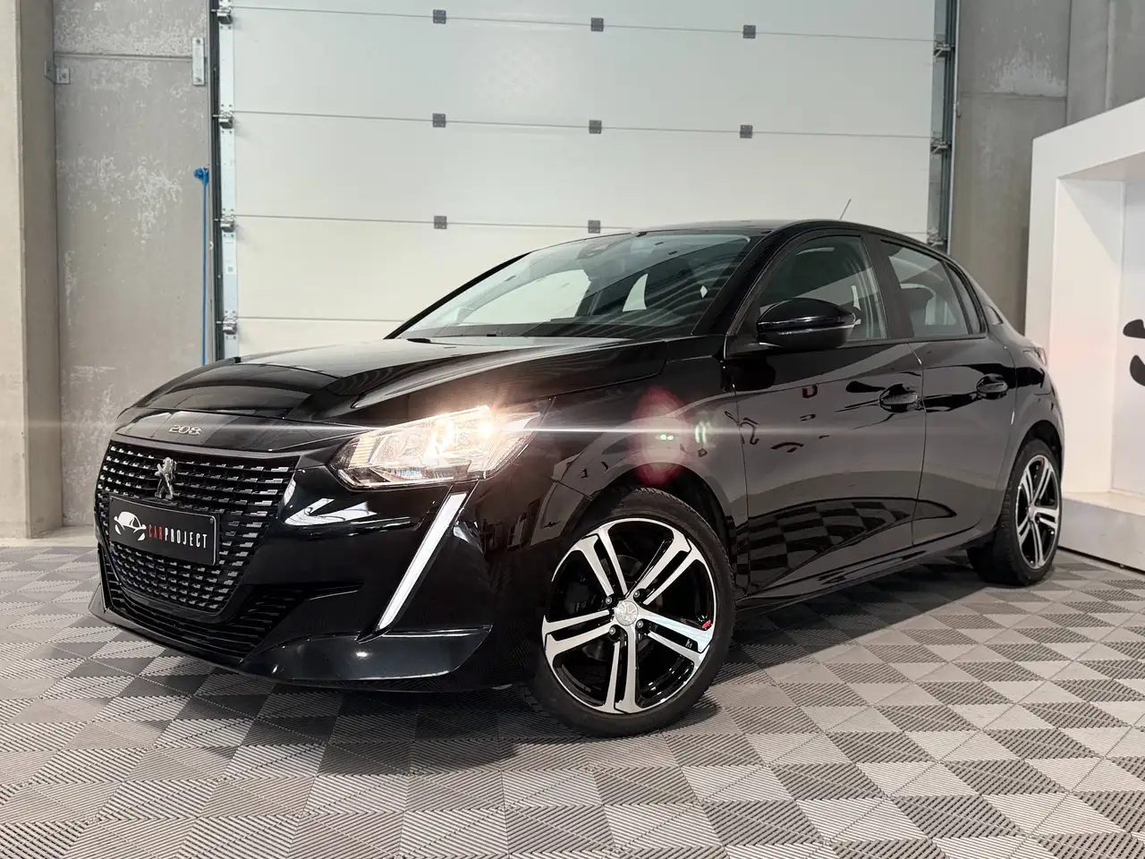 Peugeot 208 1.5 BlueHDi, Système de navigation, Car-Play, Android Auto, Line Assist