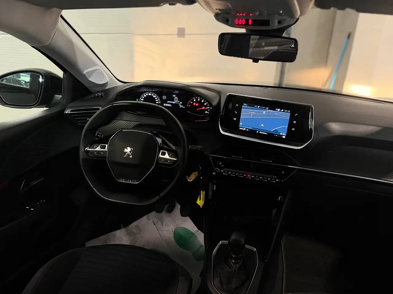 Peugeot 208 1.5 BlueHDi, Système de navigation, Car-Play, Android Auto, Line Assist, миниатюра 20