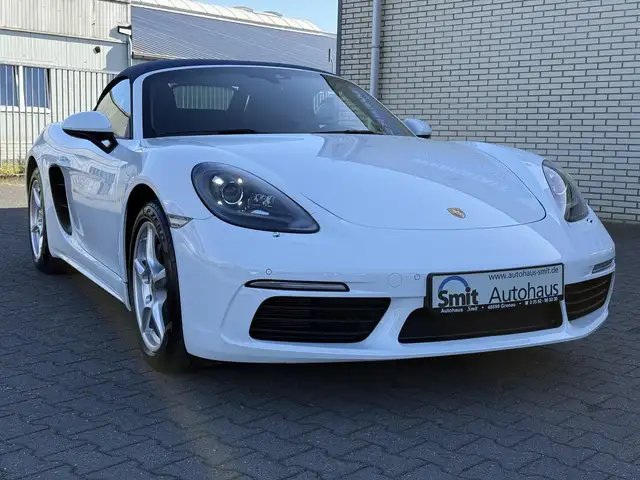 Porsche Boxster Boxster/ Navi/ CarPlay/ Sport Auspuff/ Schalter