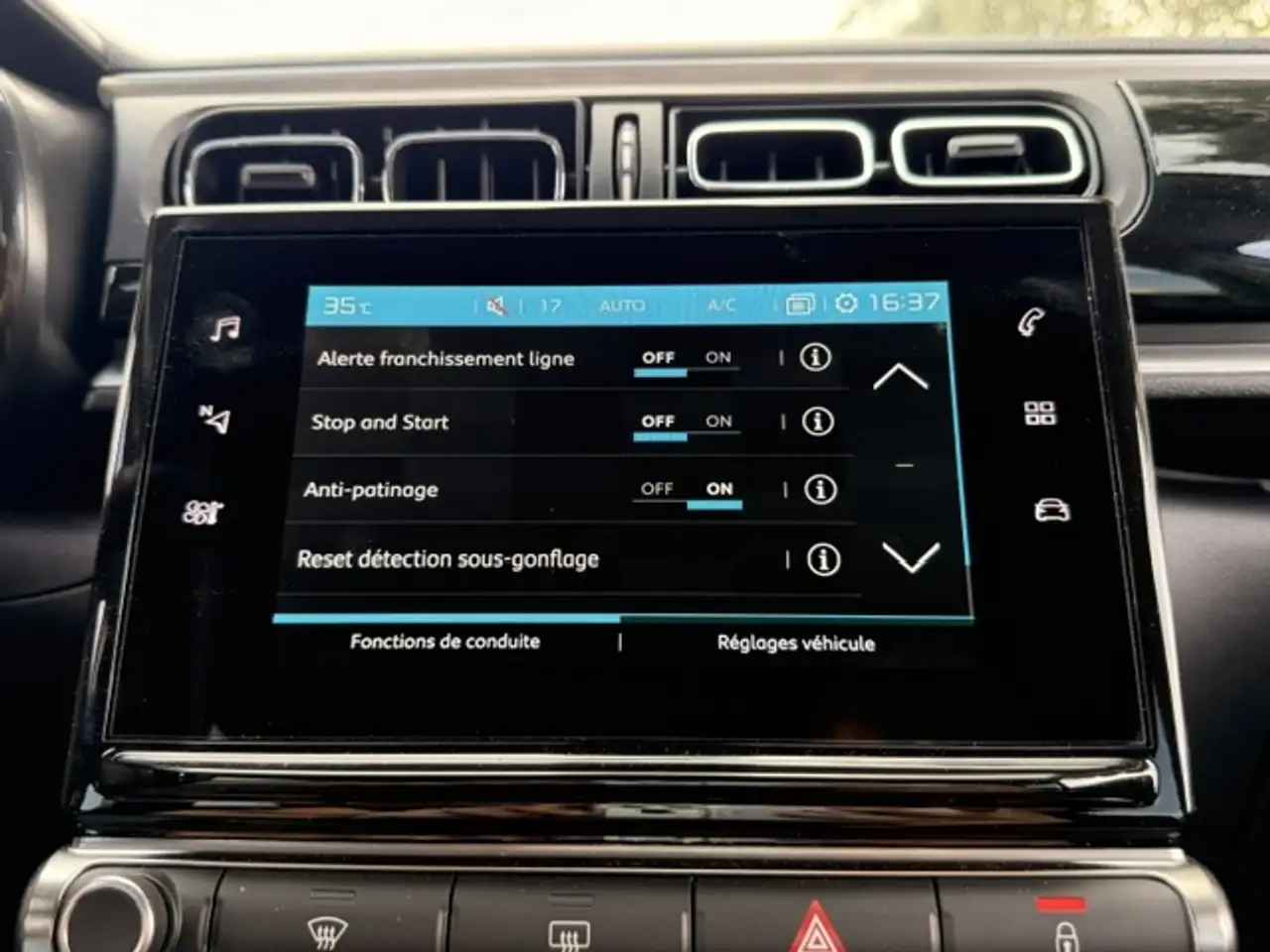 Citroen C3 C3 — photo 19