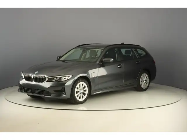 BMW 320 e Touring 204pk Pack Business