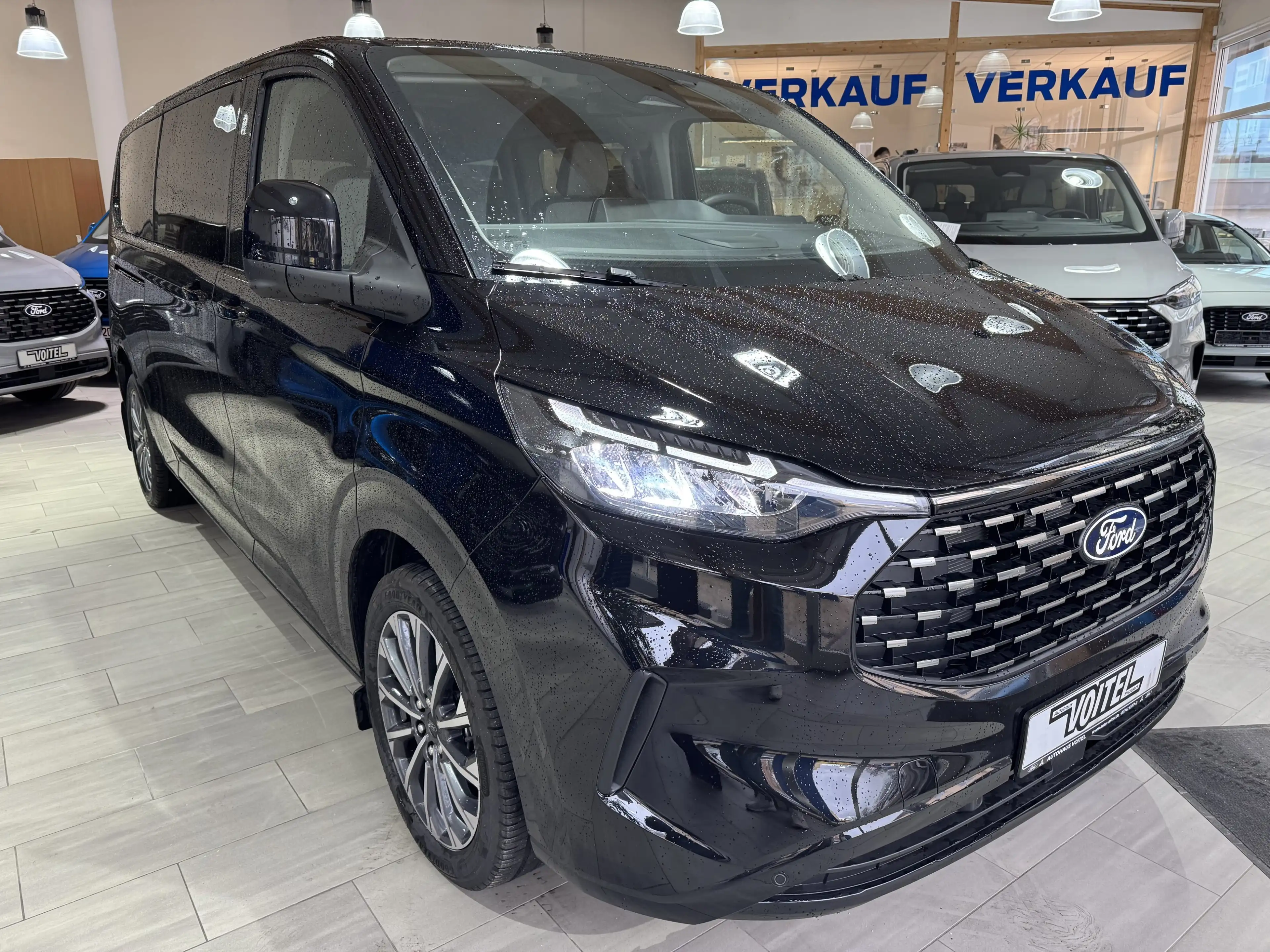Ford Tourneo Custom 2.0 L2 Titanium X B&O AWD — photo 3