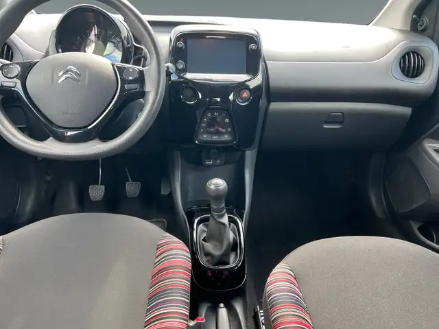 Citroen C1 view 9
