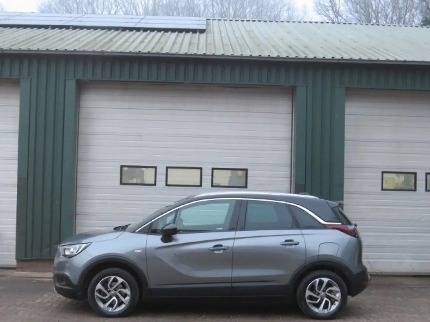 Opel Crossland X 1.2 T. INNOVATION Gris - 1