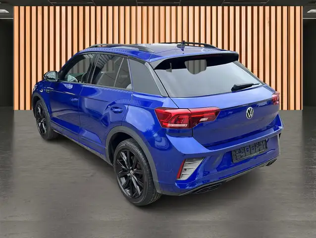 Volkswagen T-Roc view 8