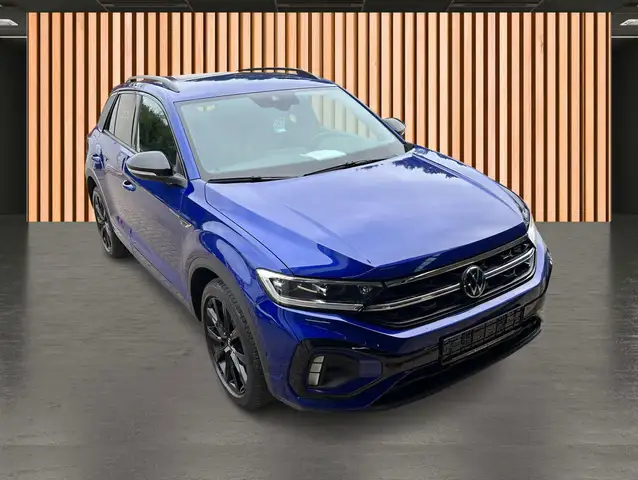 Volkswagen T-Roc view 5