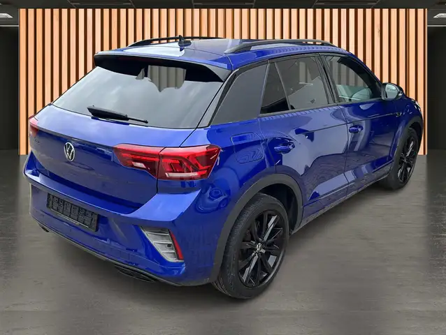 Volkswagen T-Roc view 6