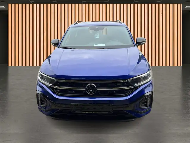 Volkswagen T-Roc view 4