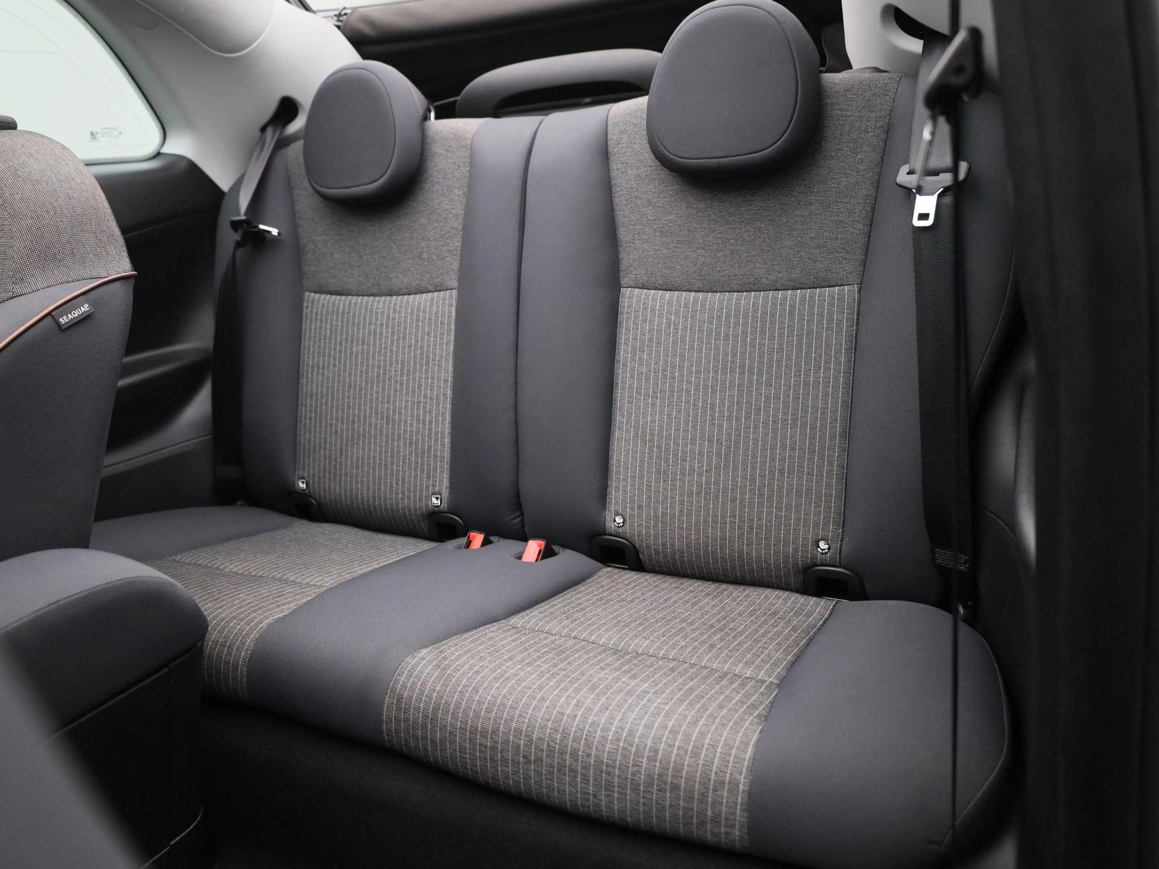 Fiat 500e C 500e 42 kWh Icon | SOH 94.5% | ACHTERUITRIJCAMER — photo 12