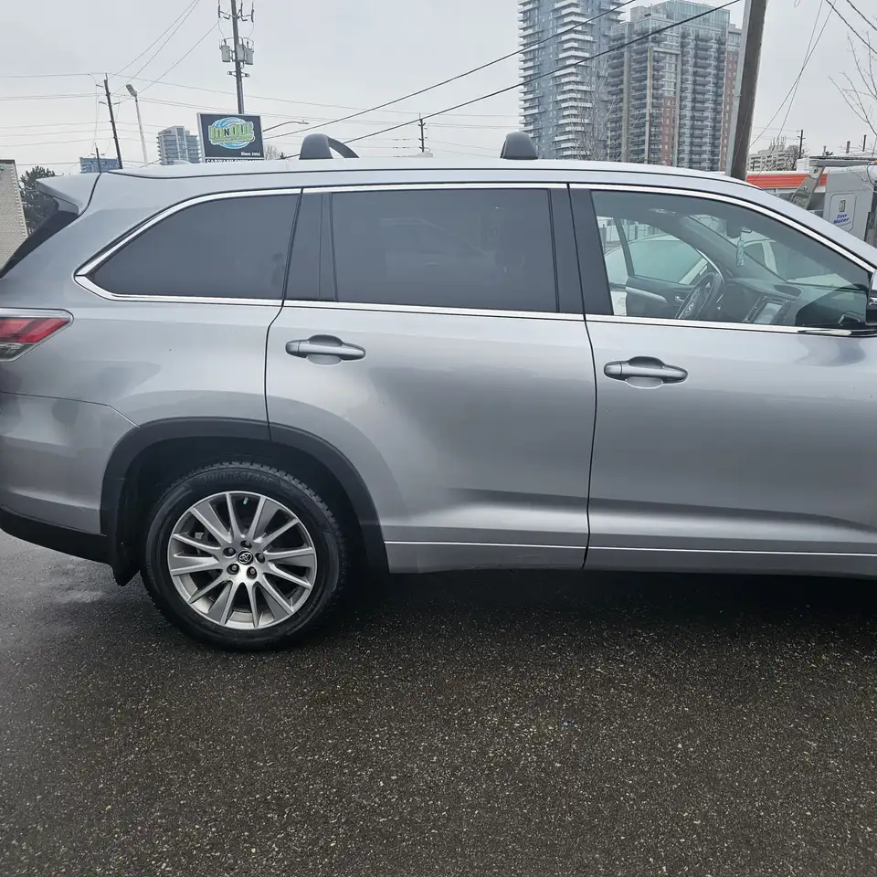 2016 Toyota Highlander