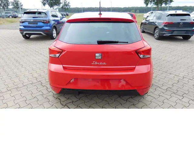 SEAT Ibiza view 4
