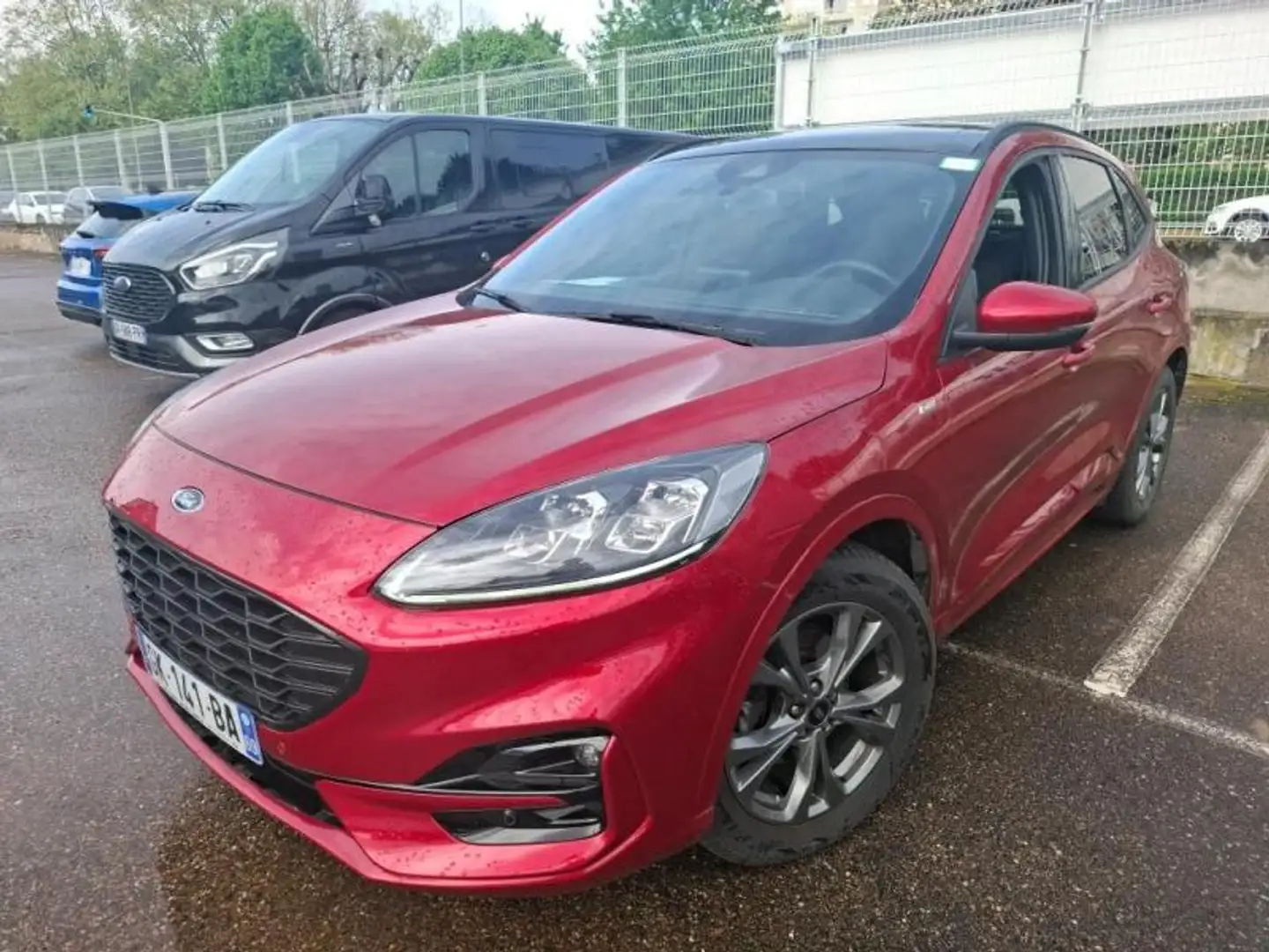 Ford Kuga 2.5 Duratec 190ch FHEV E85 ST-Line X BVA Rouge - 1
