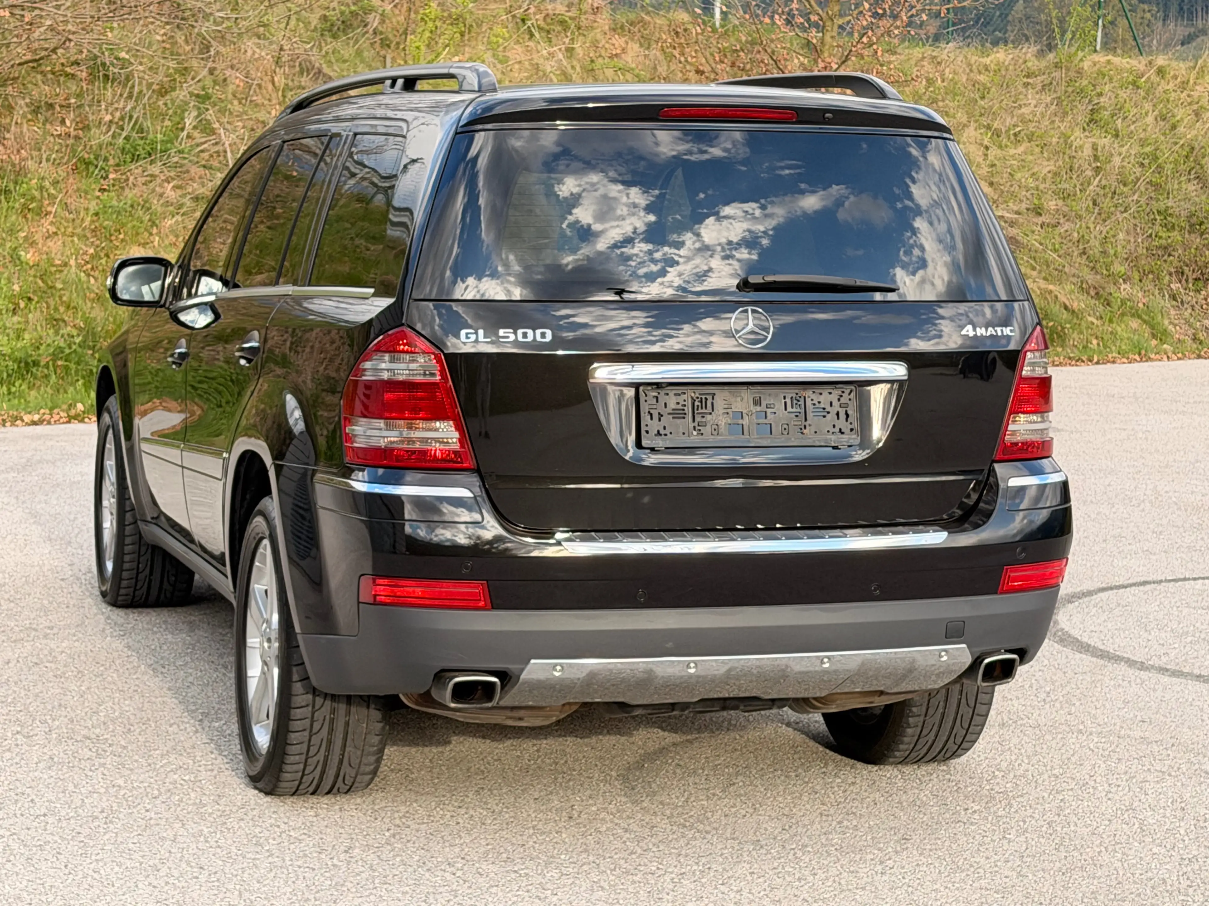 Mercedes-Benz GL 500 GL 500 4Matic / 7 Sitzer / Leder / TV / Pano ... — photo 11