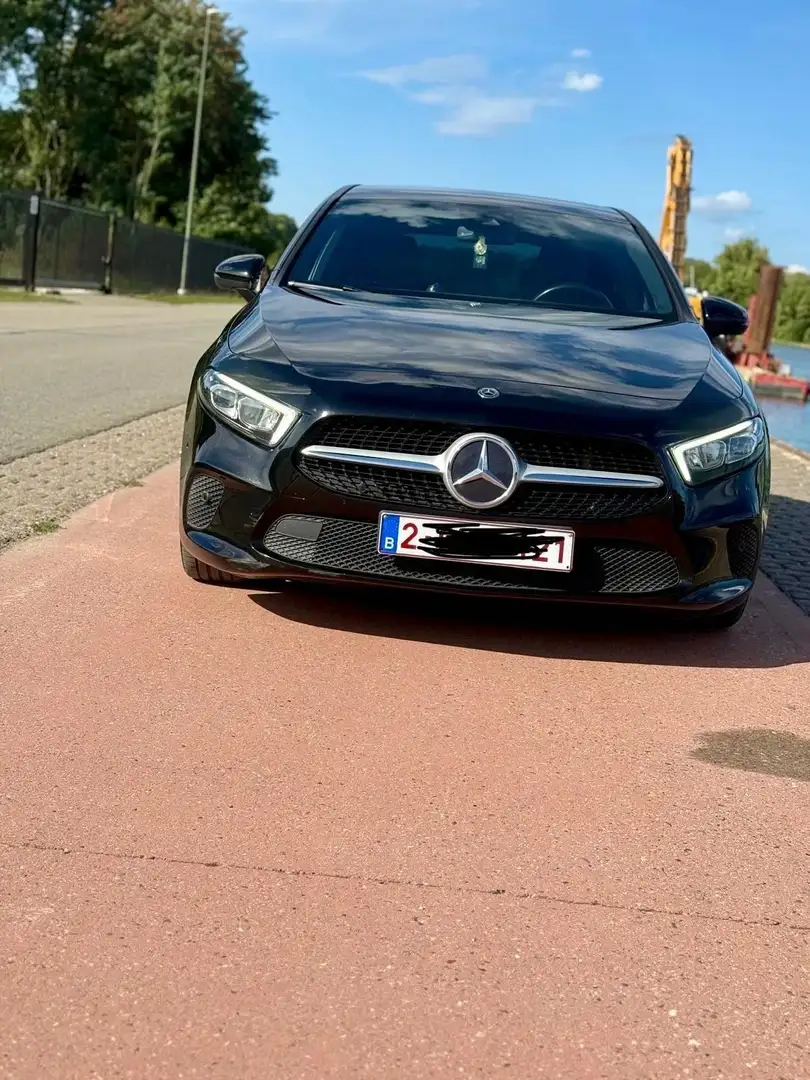 Mercedes-Benz 180 - 2