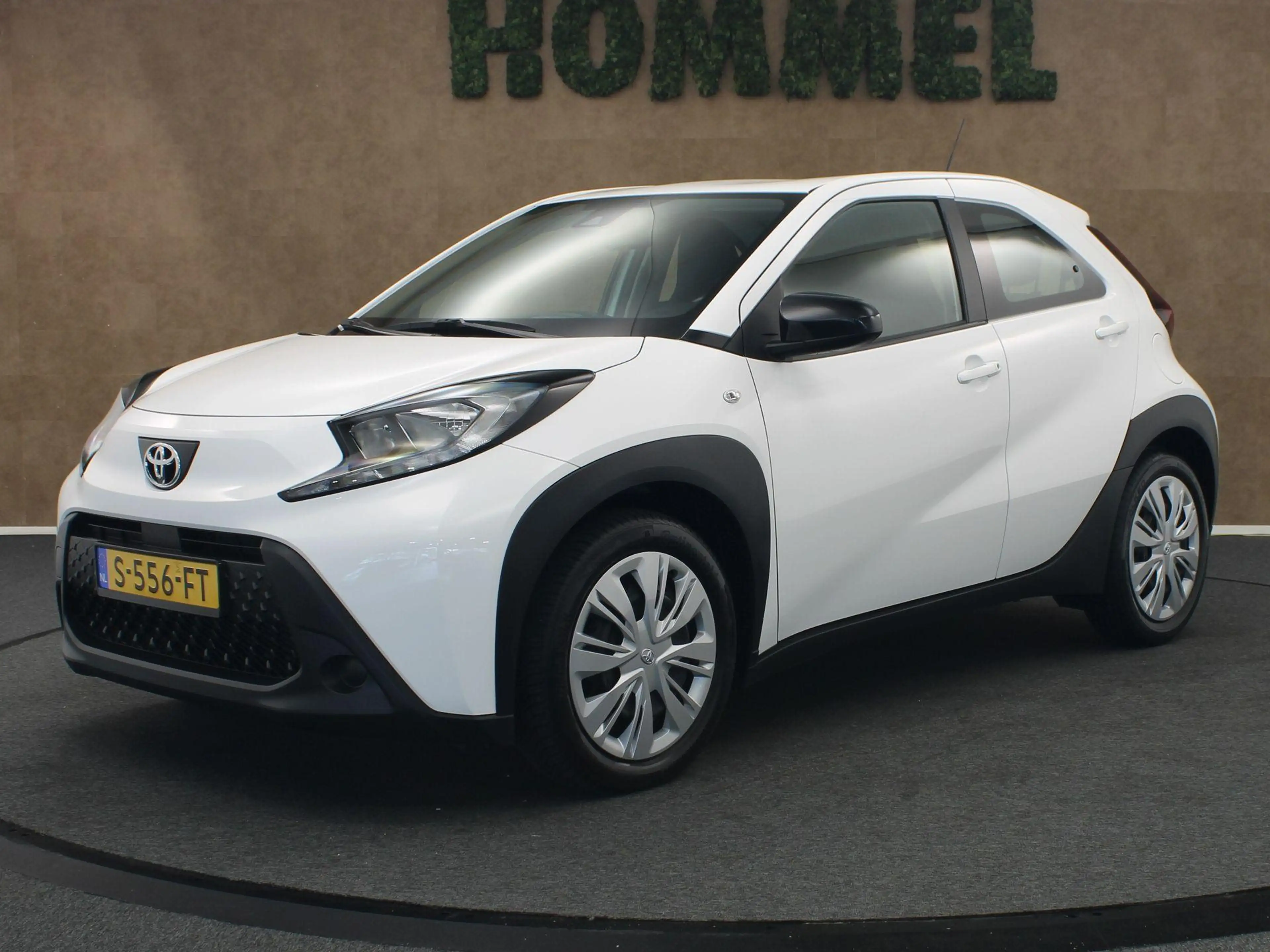 Toyota Aygo X 1.0 VVT-i MT Play -ORIGINEEL NEDERLANDSE AUTO - AF — photo 5