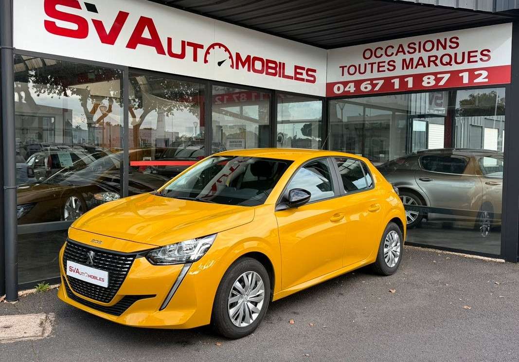 Peugeot 208