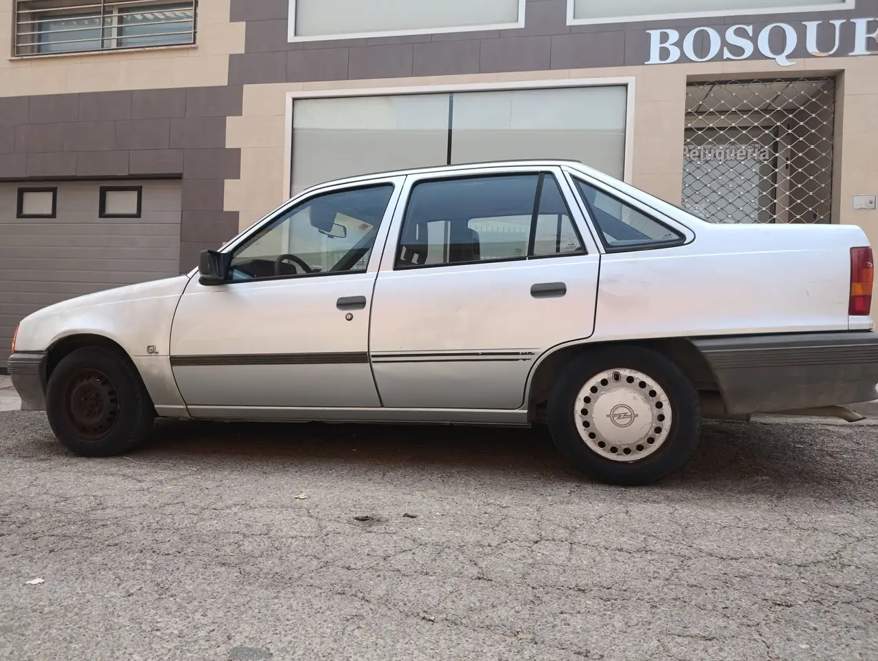 Opel Kadett 1.3S LS LS, foto 3