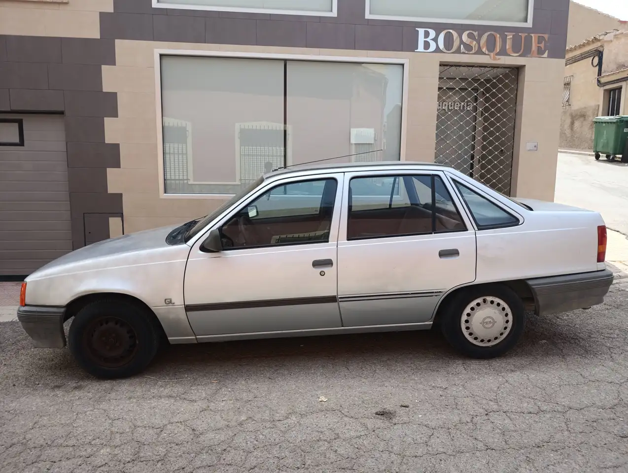 Opel Kadett 1.3S LS LS, foto 4