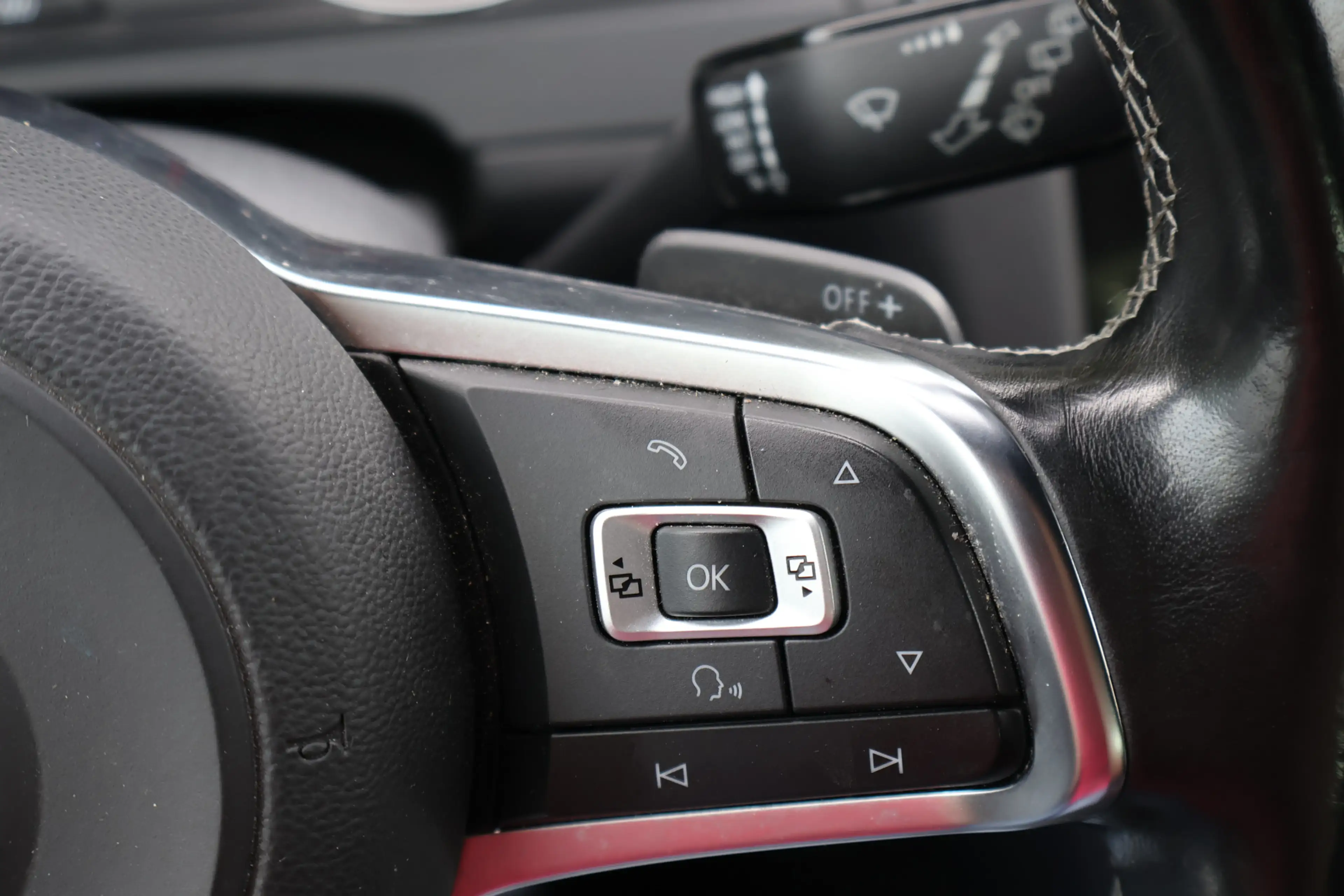 Volkswagen Golf GTD 2.0 TDI 184PK / Vol leder / Dynaudio / Clima / Ada — photo 26