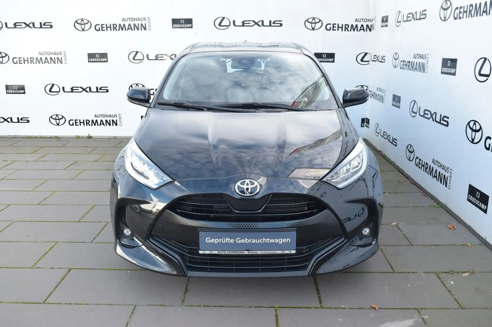 Toyota Yaris Club *CarPlay* Schwarz - 2