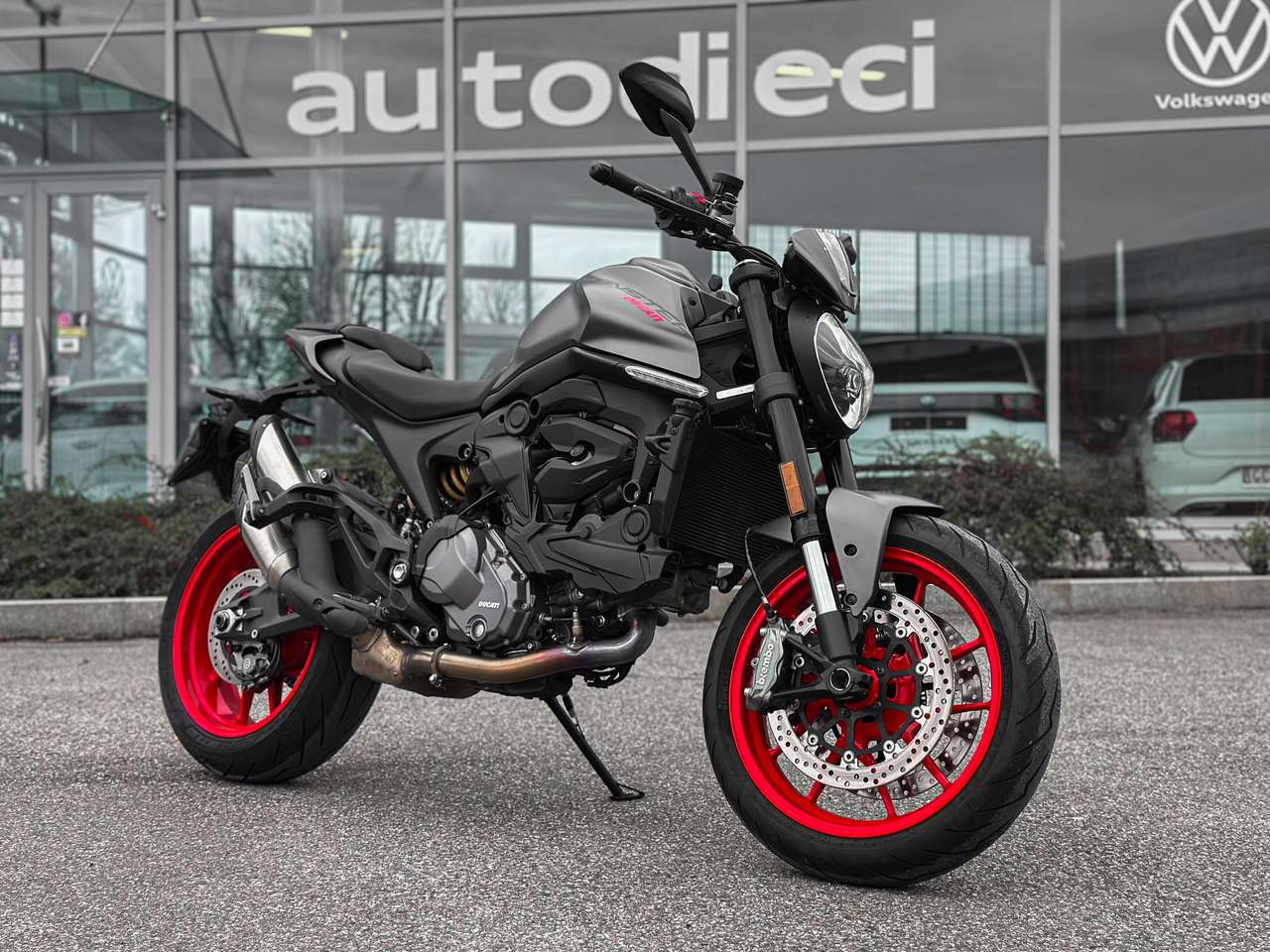 Ducati Monster 937 +