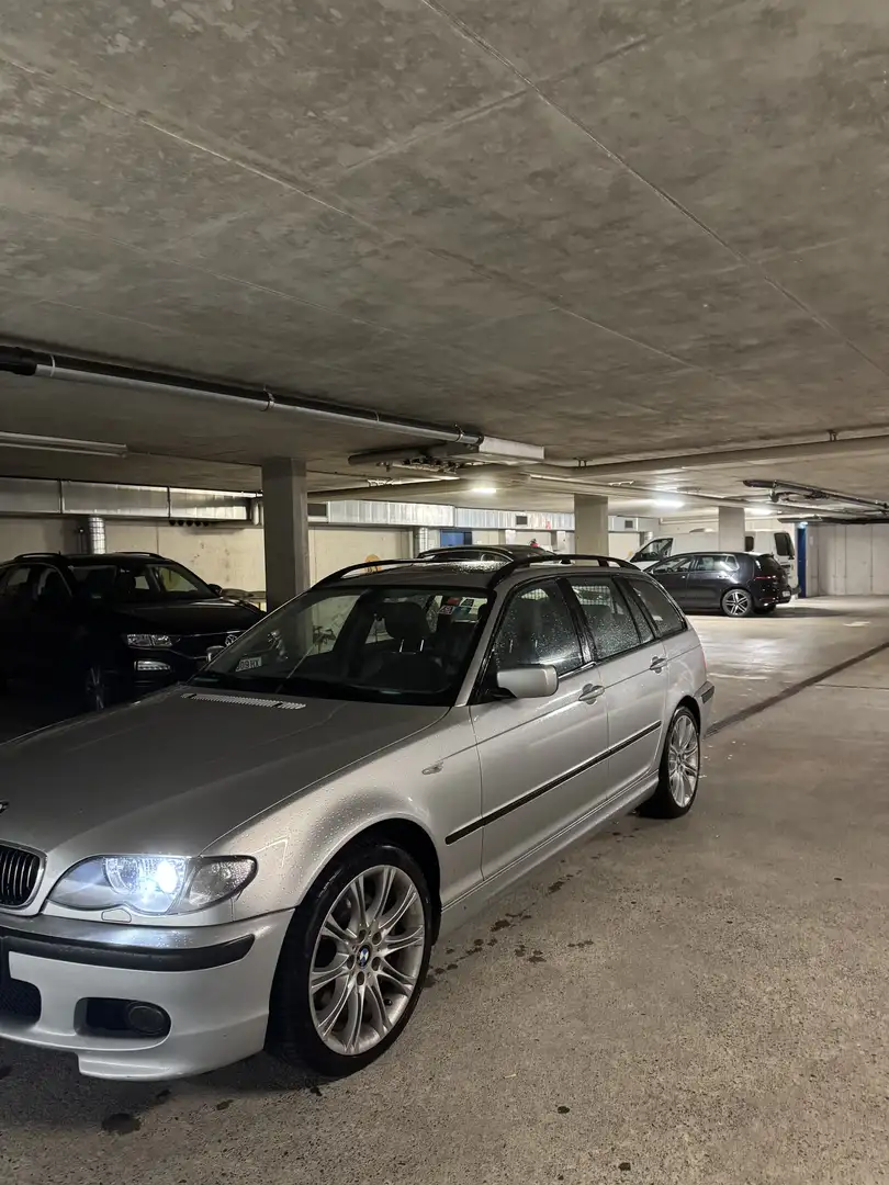 BMW 330 330xd touring - 2