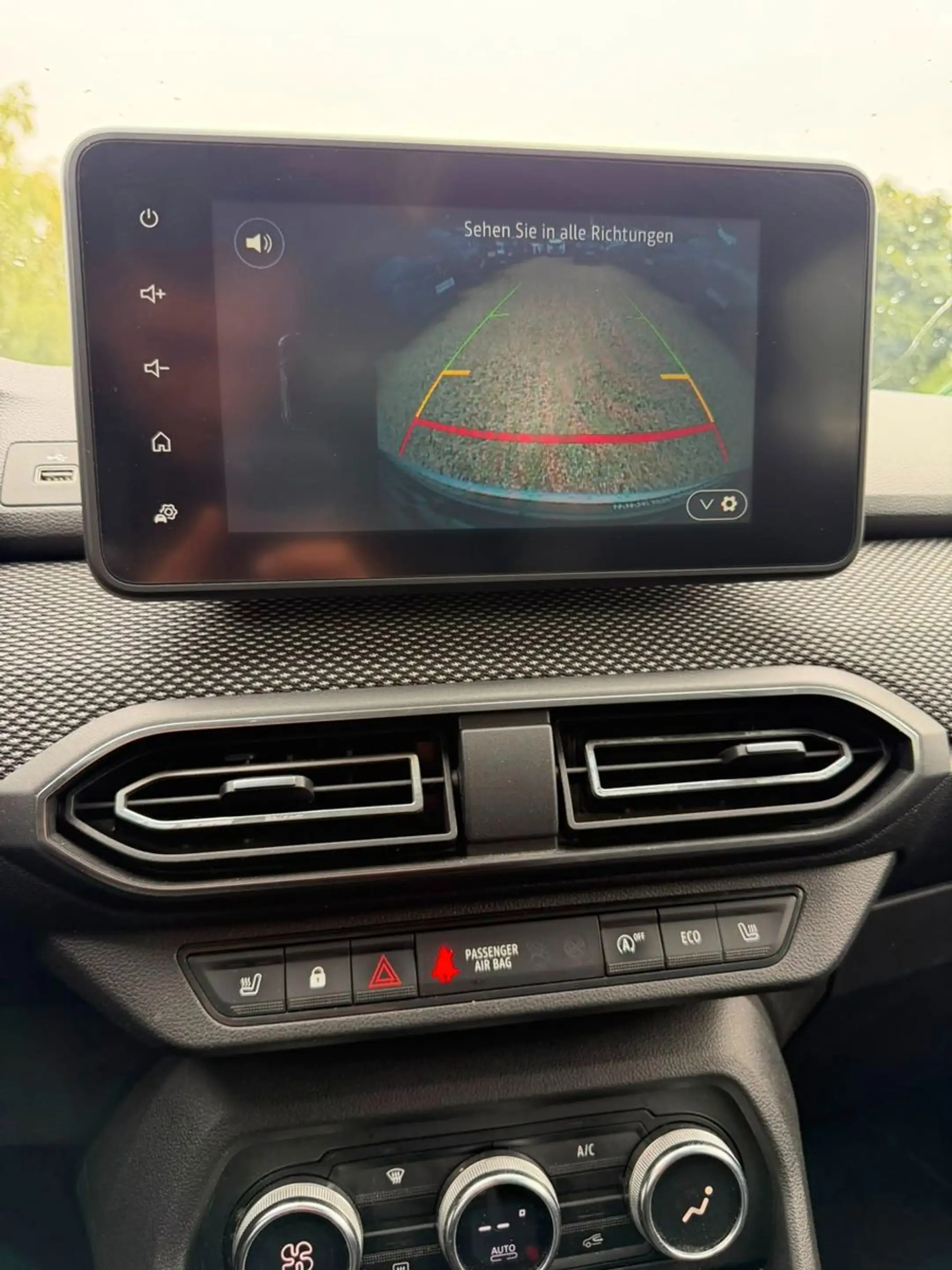 Dacia Sandero TCe 90 CVT Stepway Navi*SitzHz.*Tempo — photo 9
