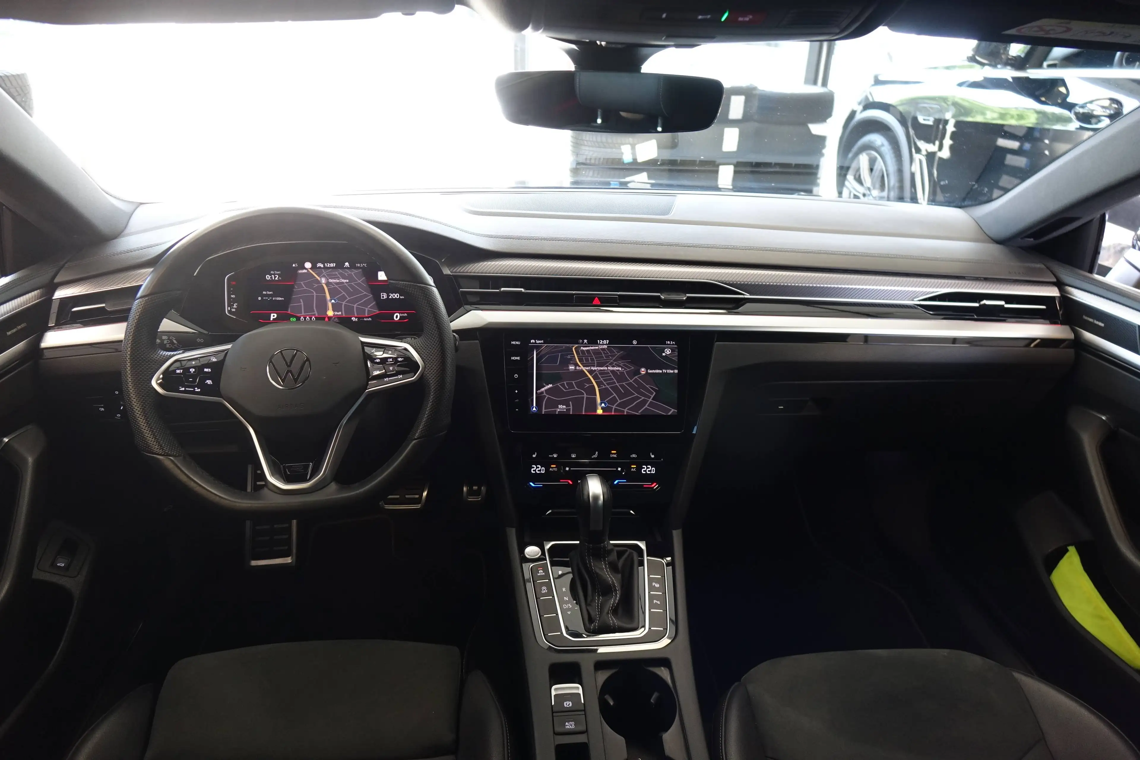 Volkswagen Arteon R-Line 4Motion Shooting Brake+STHZ+H/K+Travel Assist+Carbon+ — photo 7