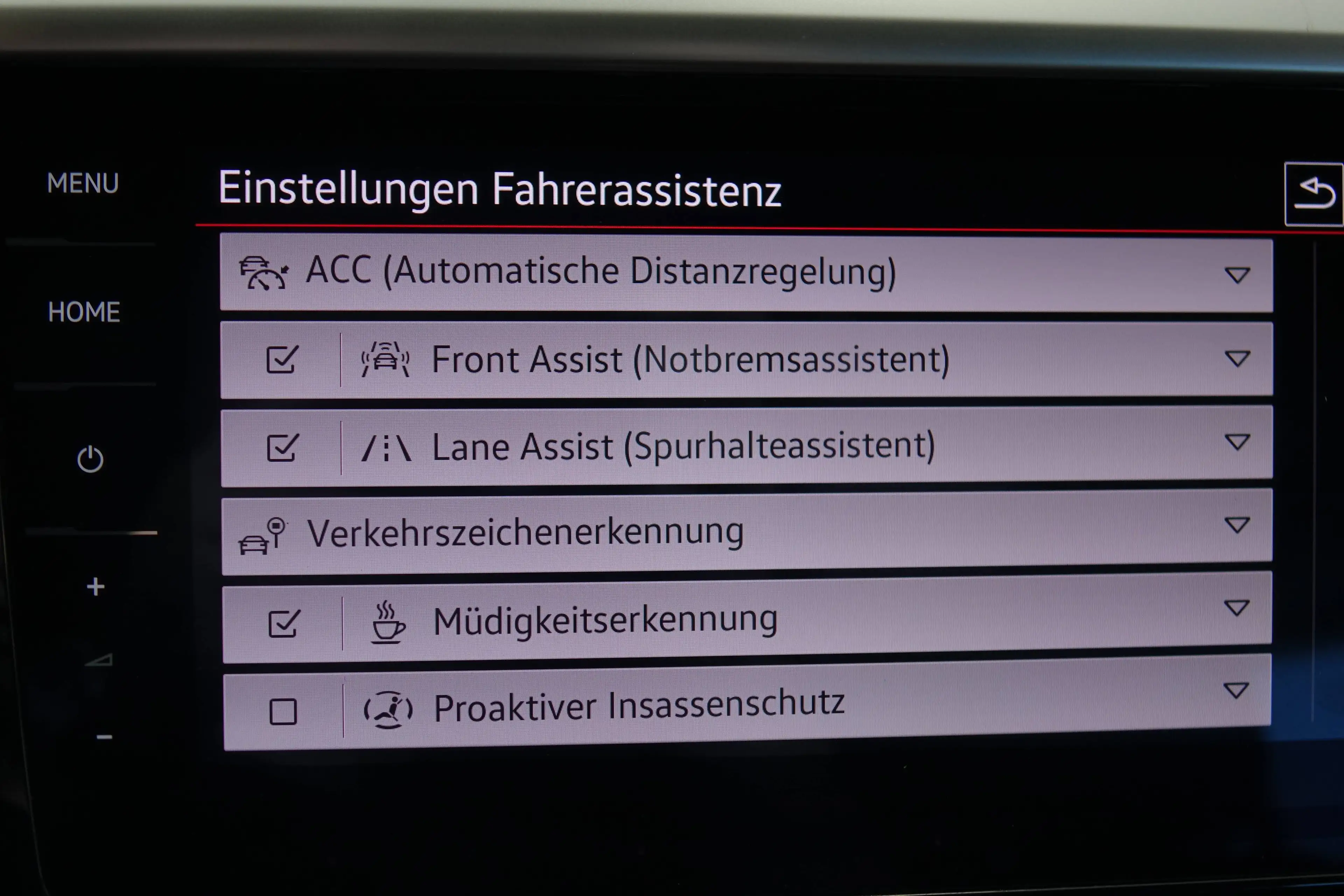 Volkswagen Arteon R-Line 4Motion Shooting Brake+STHZ+H/K+Travel Assist+Carbon+ — photo 14