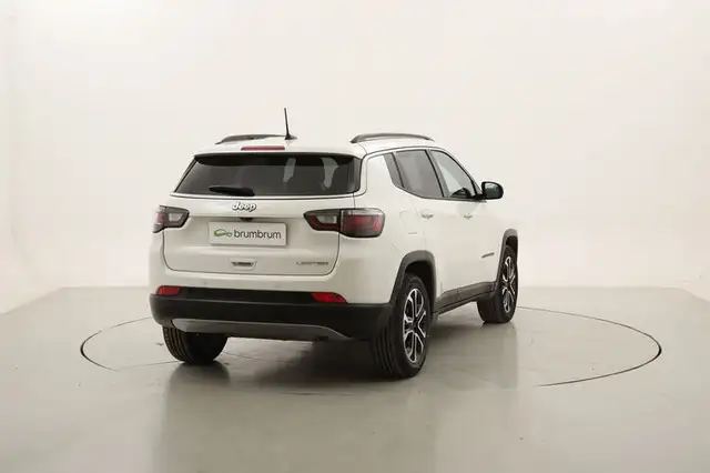 Jeep Compass view 5