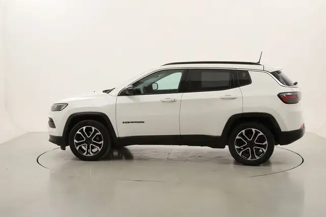 Jeep Compass view 2