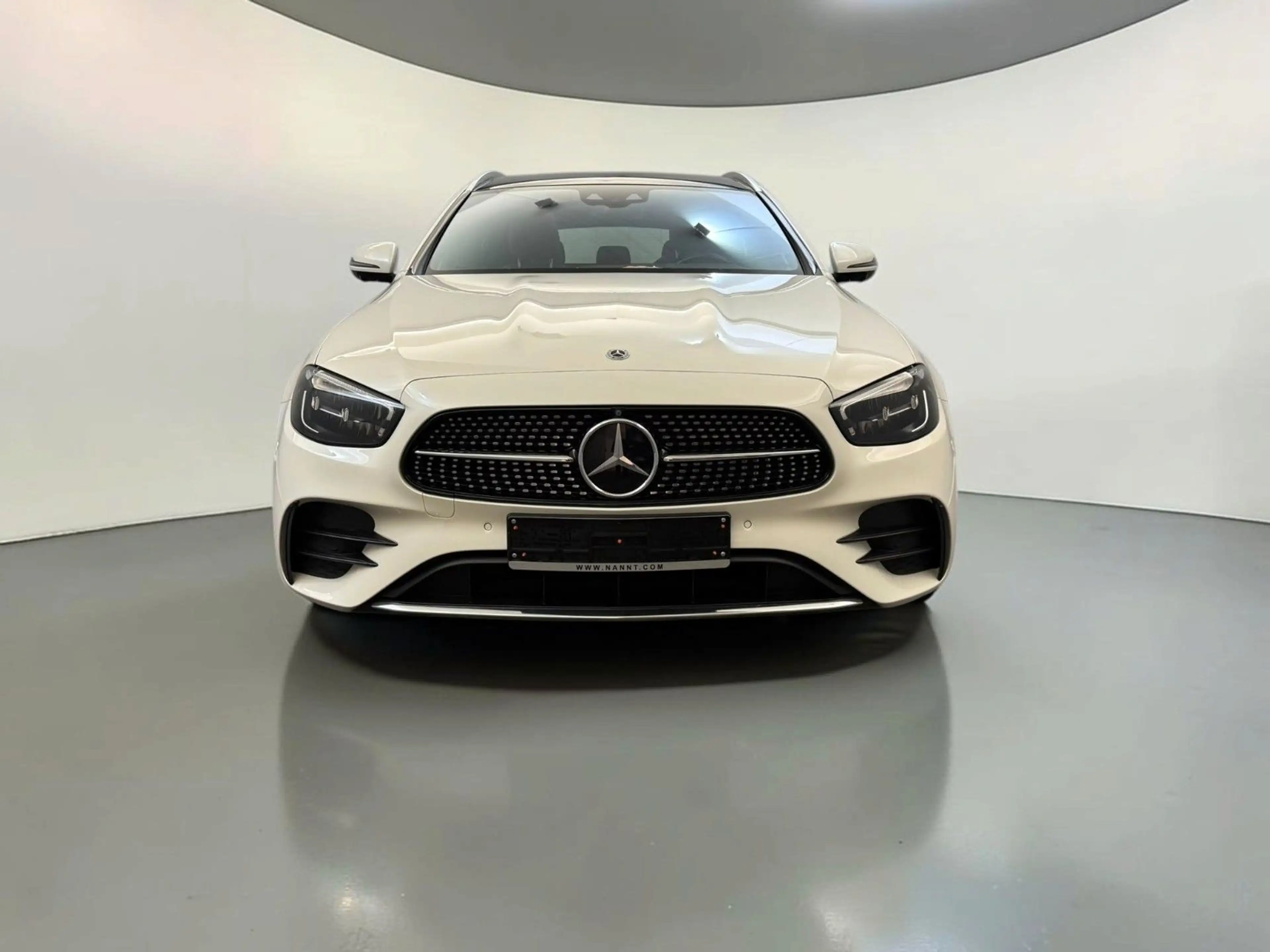 Mercedes-Benz E 400 d T 4M AMG Line PANO*ACC*BURM*HEAD*STHZ*360 — photo 2