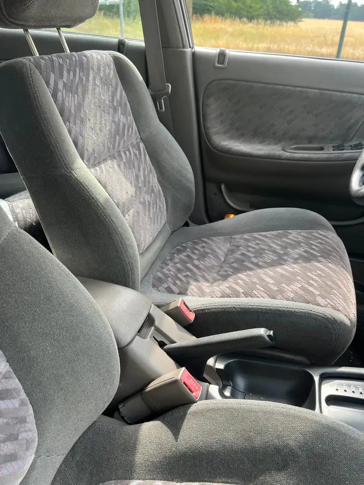 Mazda 626 2,5 i V6 Aut., foto 7
