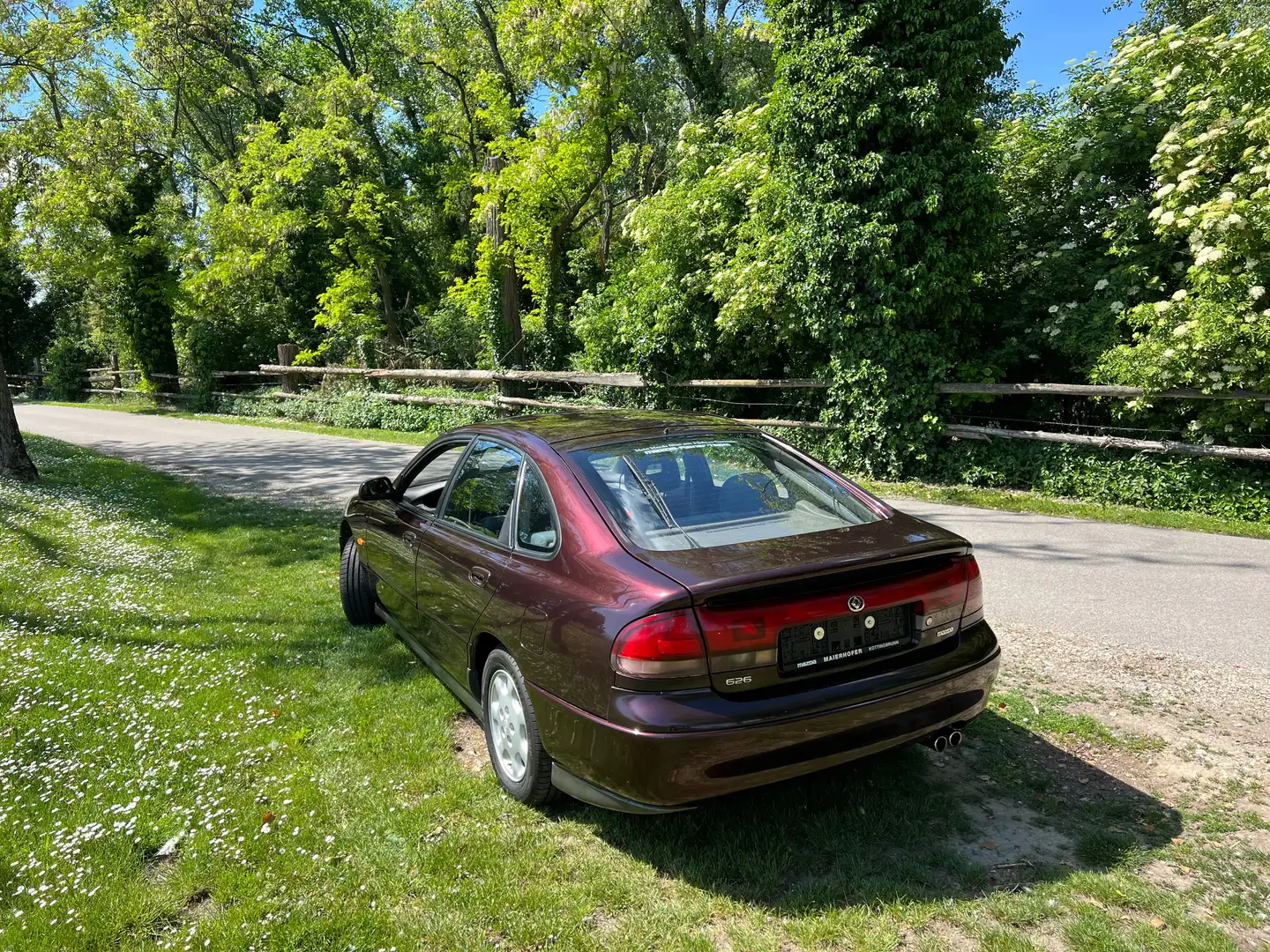 Mazda 626 626 2,5 i V6 Aut. Braun - 1
