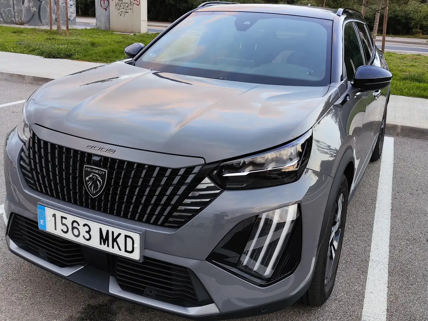 Peugeot 2008 2008 GT Pack Eléctrico 100kW GT Pack Gris - 1