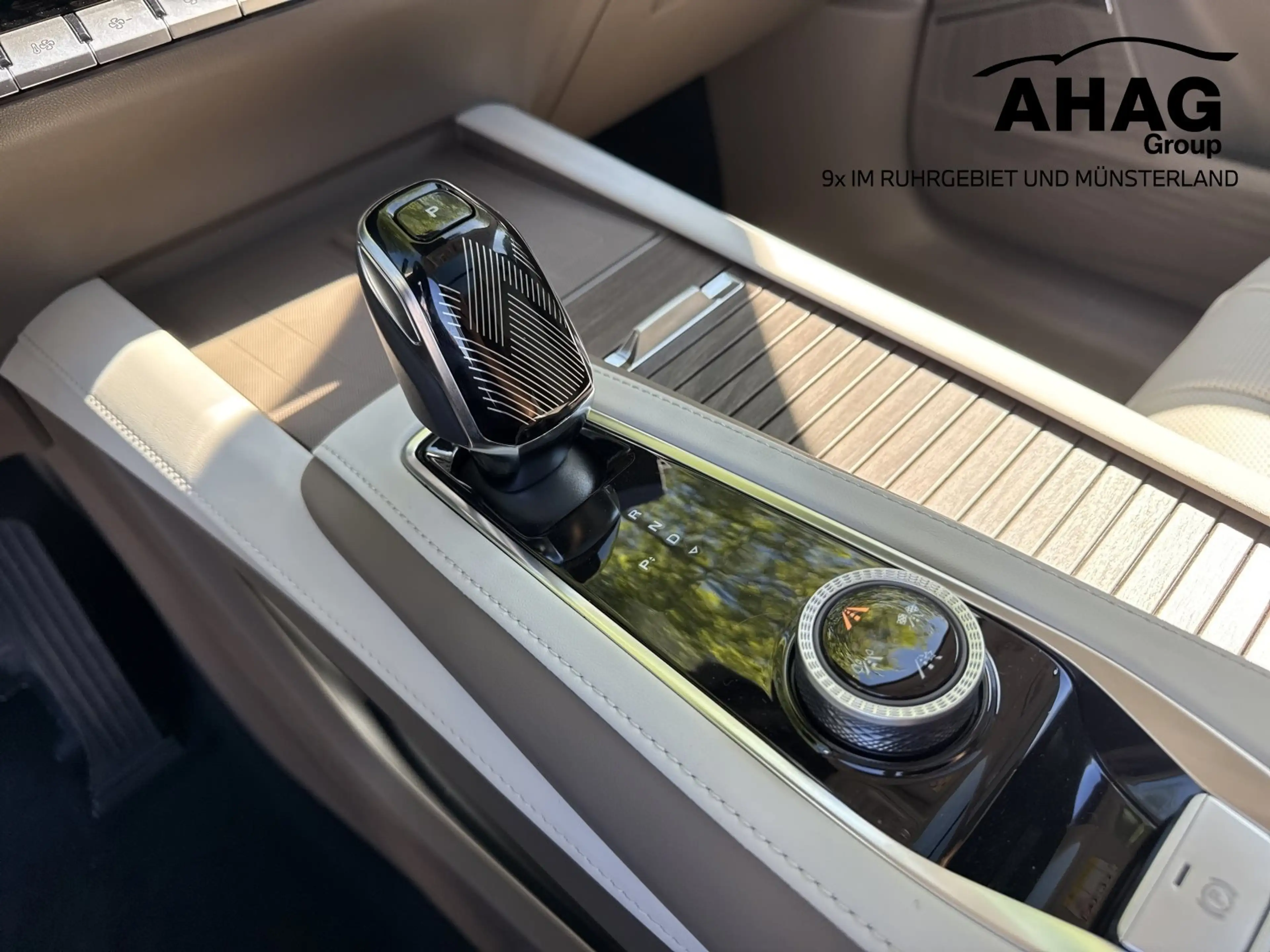 MG MGS9 1.5T PHEV Premium — photo 10